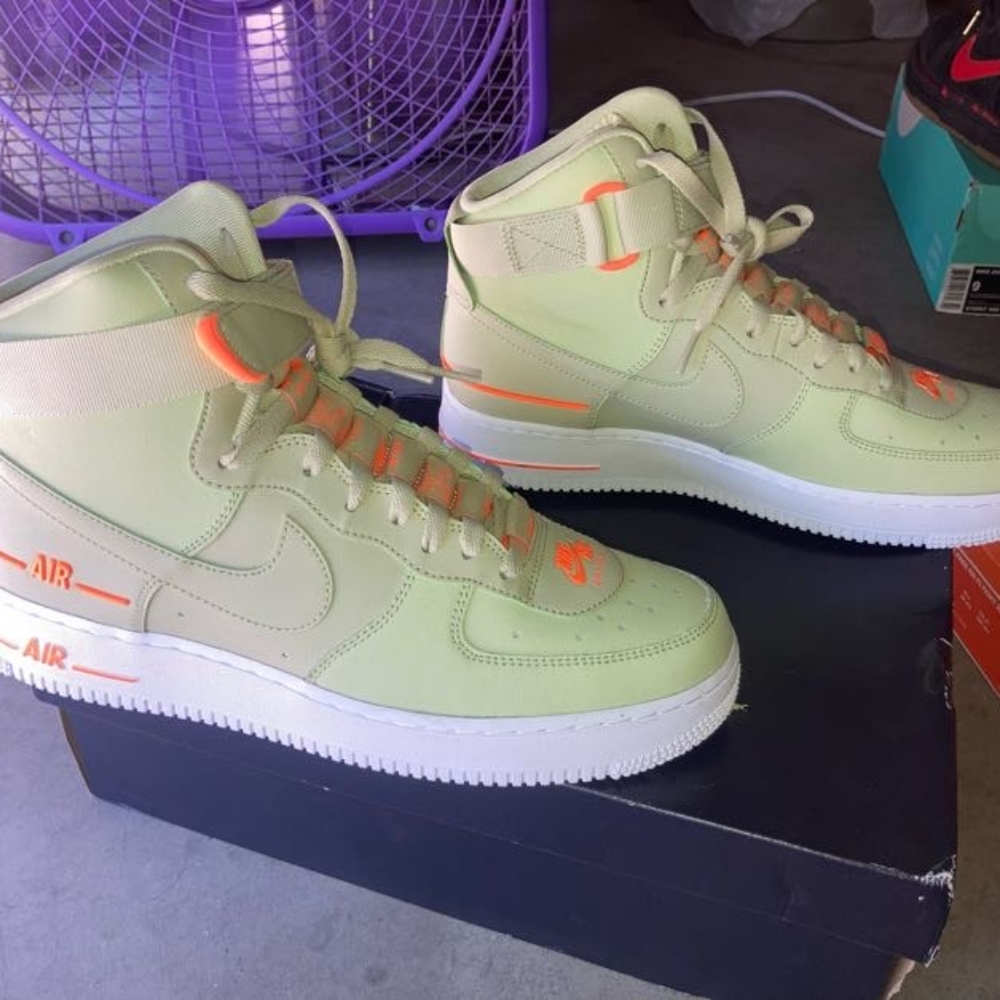 Nike - Picture 11 of 12